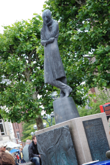 e0005868_0153981.jpg