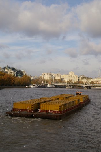 d0112128_015885.jpg