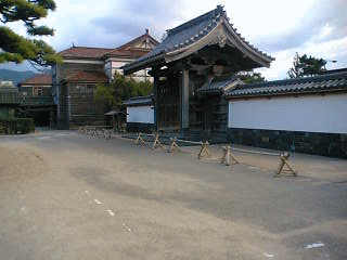 c0037384_2404425.gif