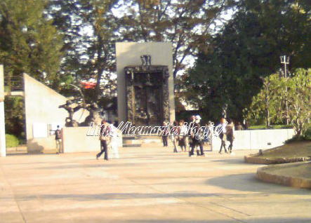 d0020443_15504525.jpg