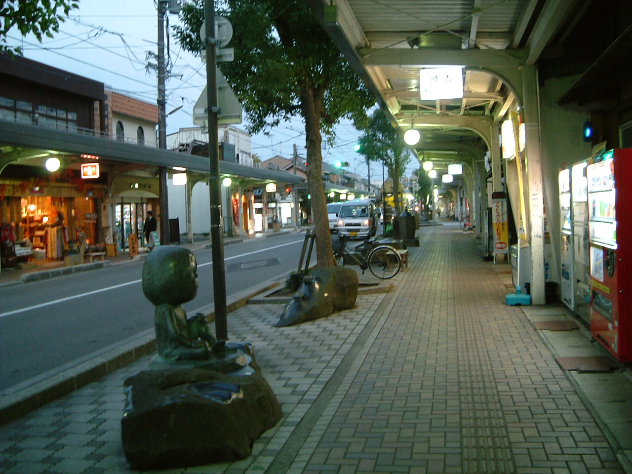 e0000017_2241438.jpg