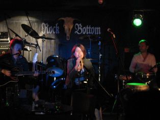 d0066024_21573443.jpg