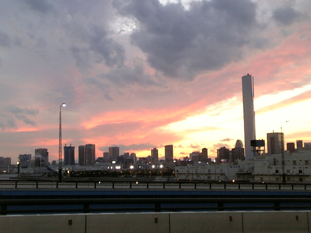 a0076031_0364031.jpg