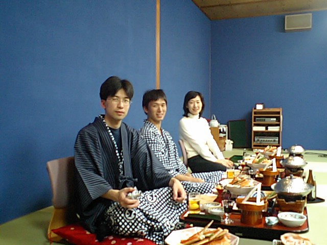 d0054704_14327.jpg