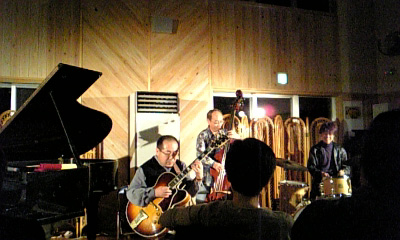 e0024886_12512722.jpg