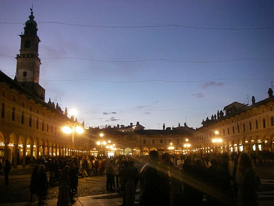 e0066062_4413141.jpg