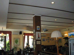 d0038319_1114767.gif