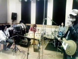 f0075779_3201030.jpg