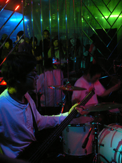 f0004730_1571621.jpg