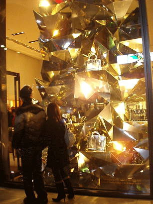 c0129702_22583174.gif