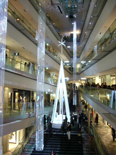 e0015108_0345295.jpg