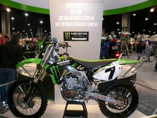 b0040413_6215039.jpg