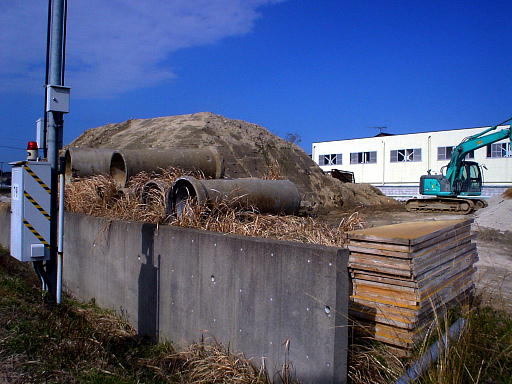 b0016043_23401648.jpg