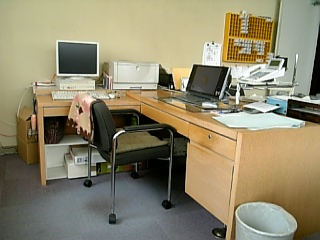 b0001440_1152264.jpg