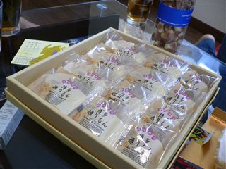 f0001378_1693843.jpg
