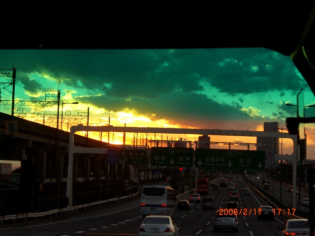 b0029438_0561387.jpg