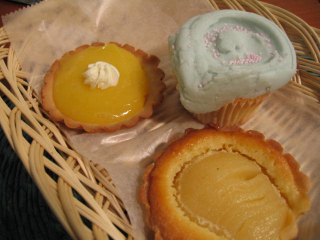 f0036409_1284873.jpg