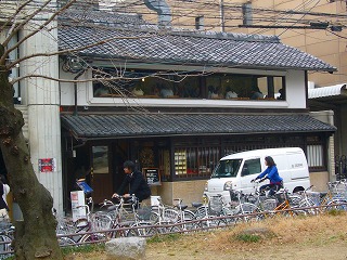 b0050079_22351398.jpg