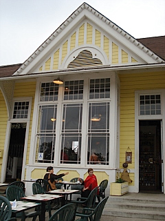c0121289_8465475.jpg