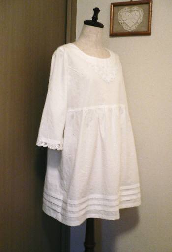 少女のようなワンピース