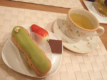 d0074578_1357876.jpg