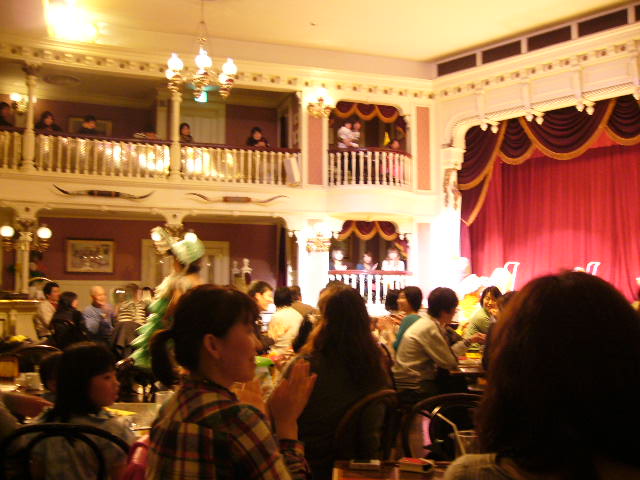 e0015108_332340.jpg