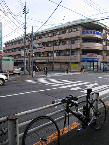 e0089826_0262572.jpg