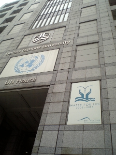 e0146075_253427.jpg