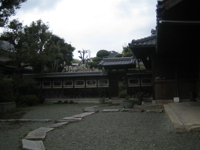 b0070950_10284331.jpg