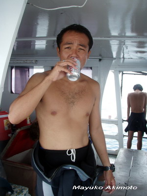 e0027447_1573241.jpg
