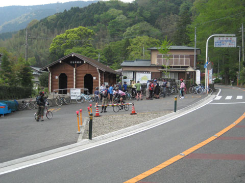 b0097200_13351096.jpg