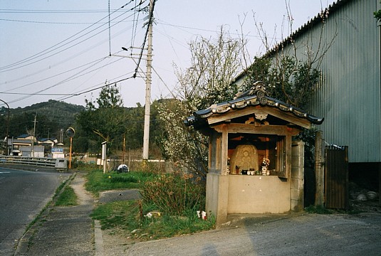 b0016043_22304698.jpg