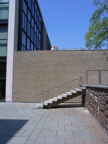 b0119493_2328710.jpg