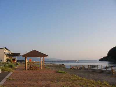 b0005432_0513952.jpg