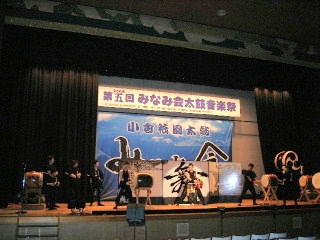 f0043559_2332973.jpg