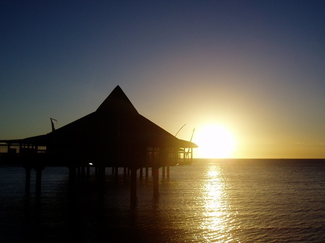 a0000014_933842.jpg