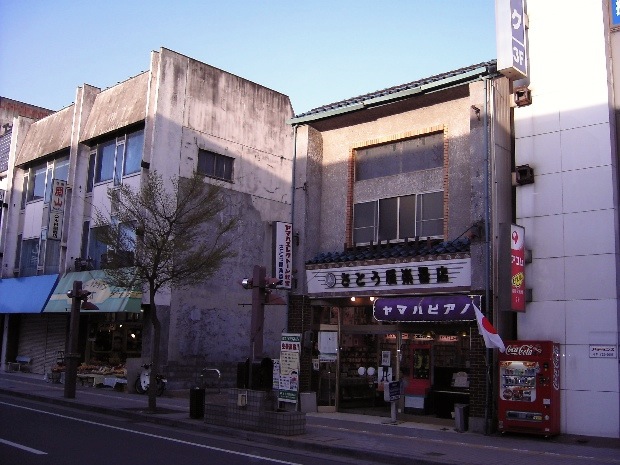 e0100152_2244436.jpg