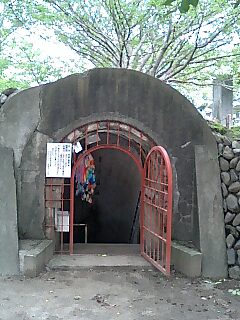 f0066076_1535022.jpg