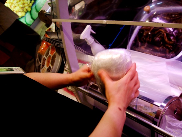 d0023346_12562999.jpg