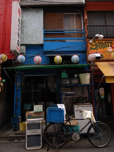 a0087341_1235934.jpg