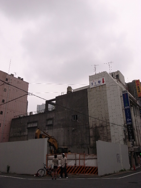 a0087341_1242324.jpg
