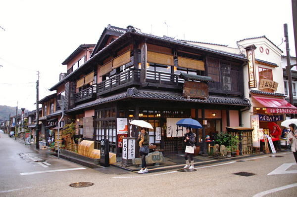 e0002371_22584473.jpg