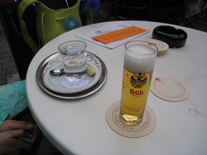 f0033510_2259983.jpg