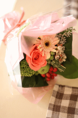 d0100192_23422491.gif