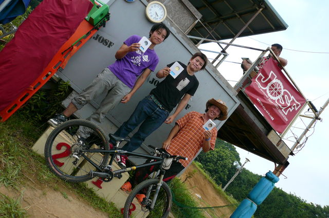 d0125794_122744.jpg