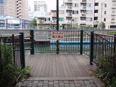 c0105785_1213566.jpg