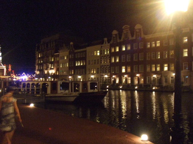 a0091907_0332776.jpg