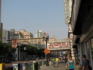 e0037673_2214050.jpg