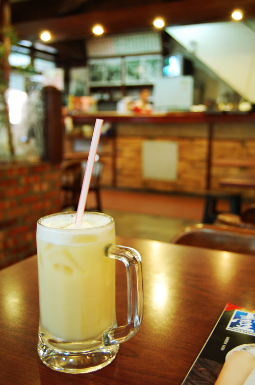 a0023740_225132100.jpg