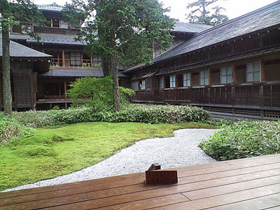 b0012811_1313953.jpg